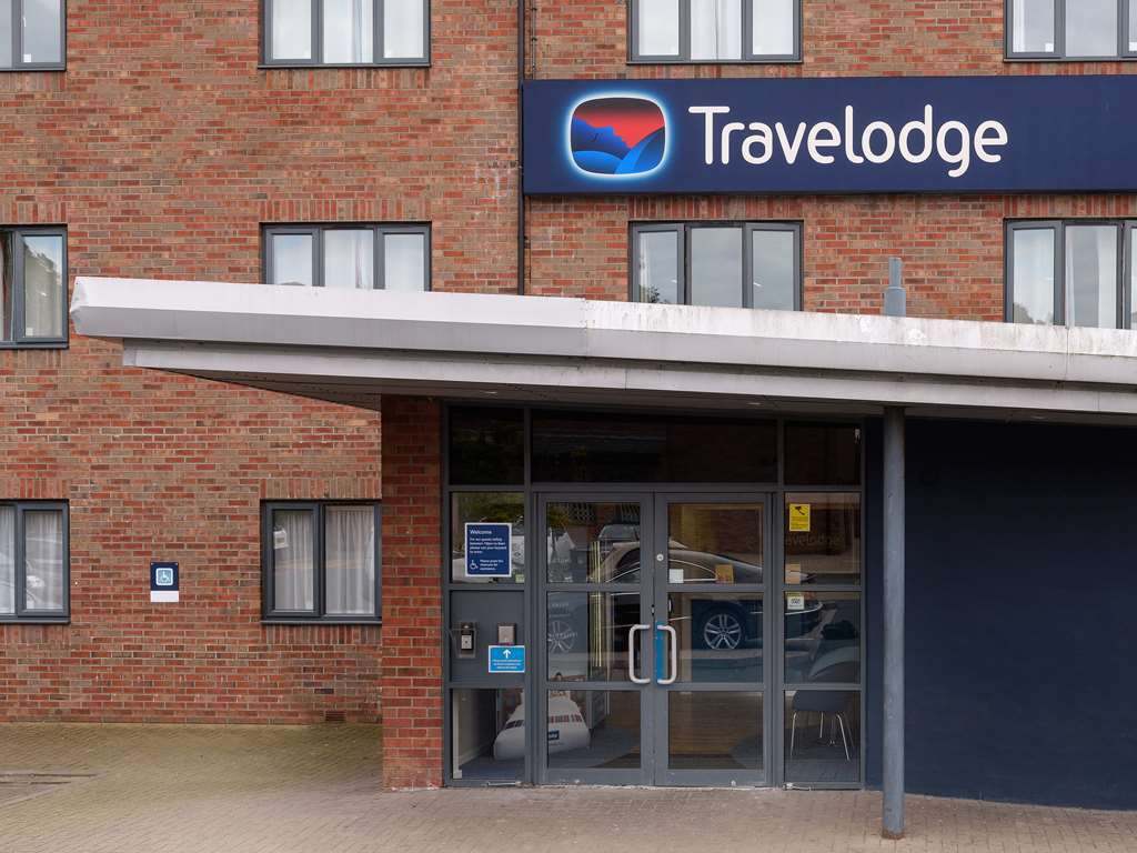 Travelodge Leeds Colton Garforth Exterior foto